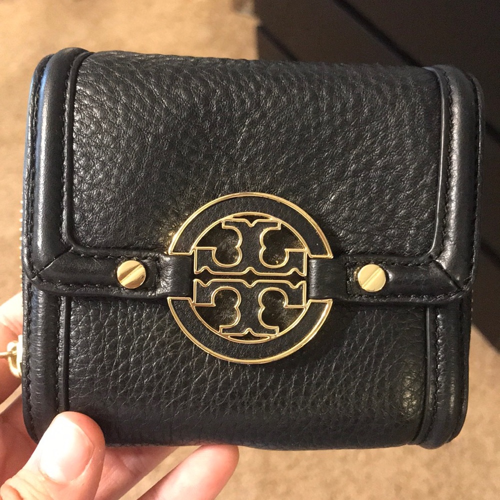 Tory Burch leather wallet